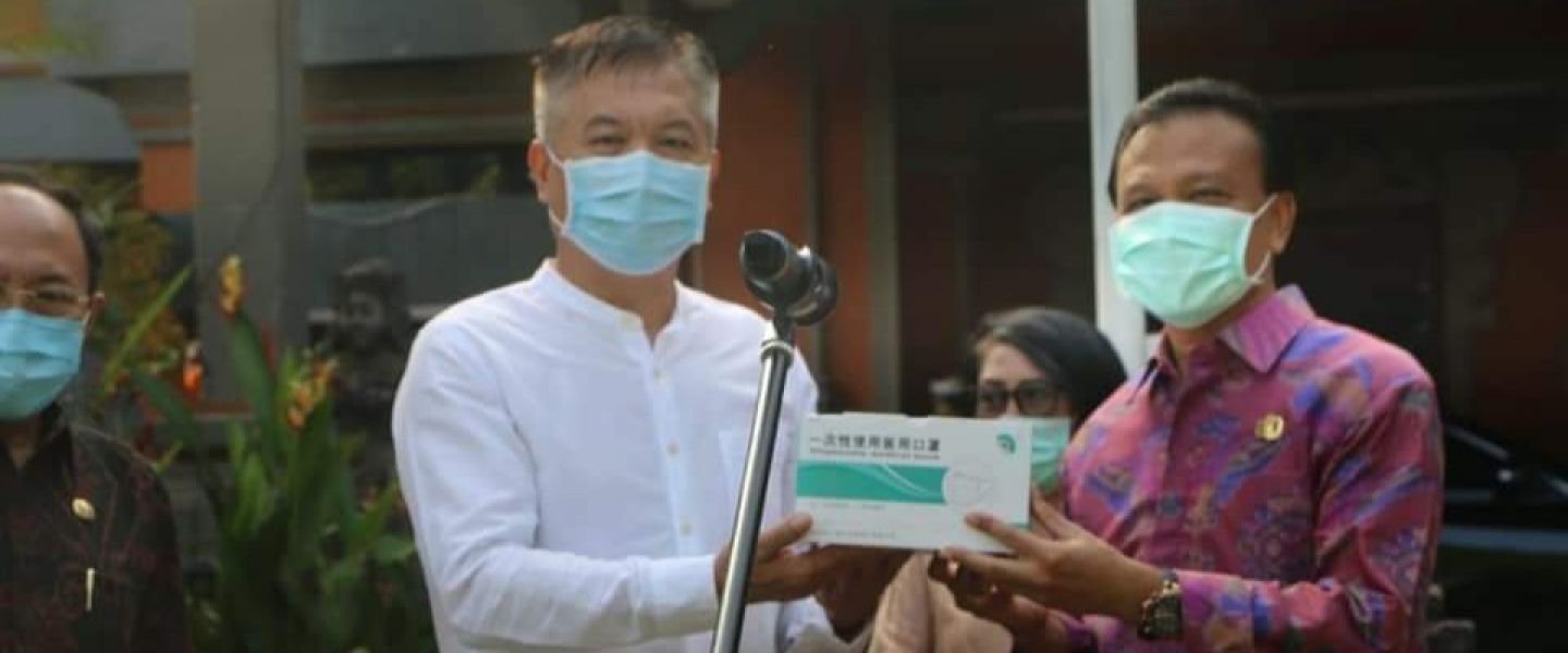 50.000 Masker Medis dan Baju Coverall didistribusikan kepada 18 Rumah Sakit  se-Bali