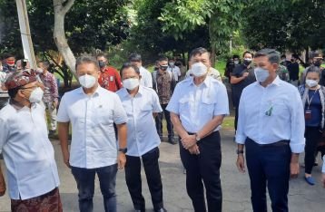 Vaksinasi BPJAMSOSTEK di Denpasar Tiga Menteri Lakukan Kunjungan