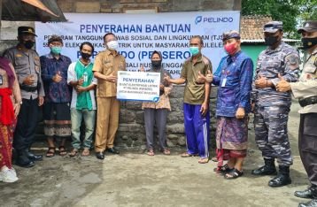 Pelindo Regional Bali Nusra Serahkan Bantuan Elektrifikasi Senilai Rp100 Juta Di Kabupaten Buleleng