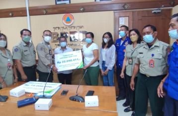 BPJAMSOSTEK Denpasar Serahkan Klaim Total Rp139 Juta Lebih Kepada Anggota Damkar