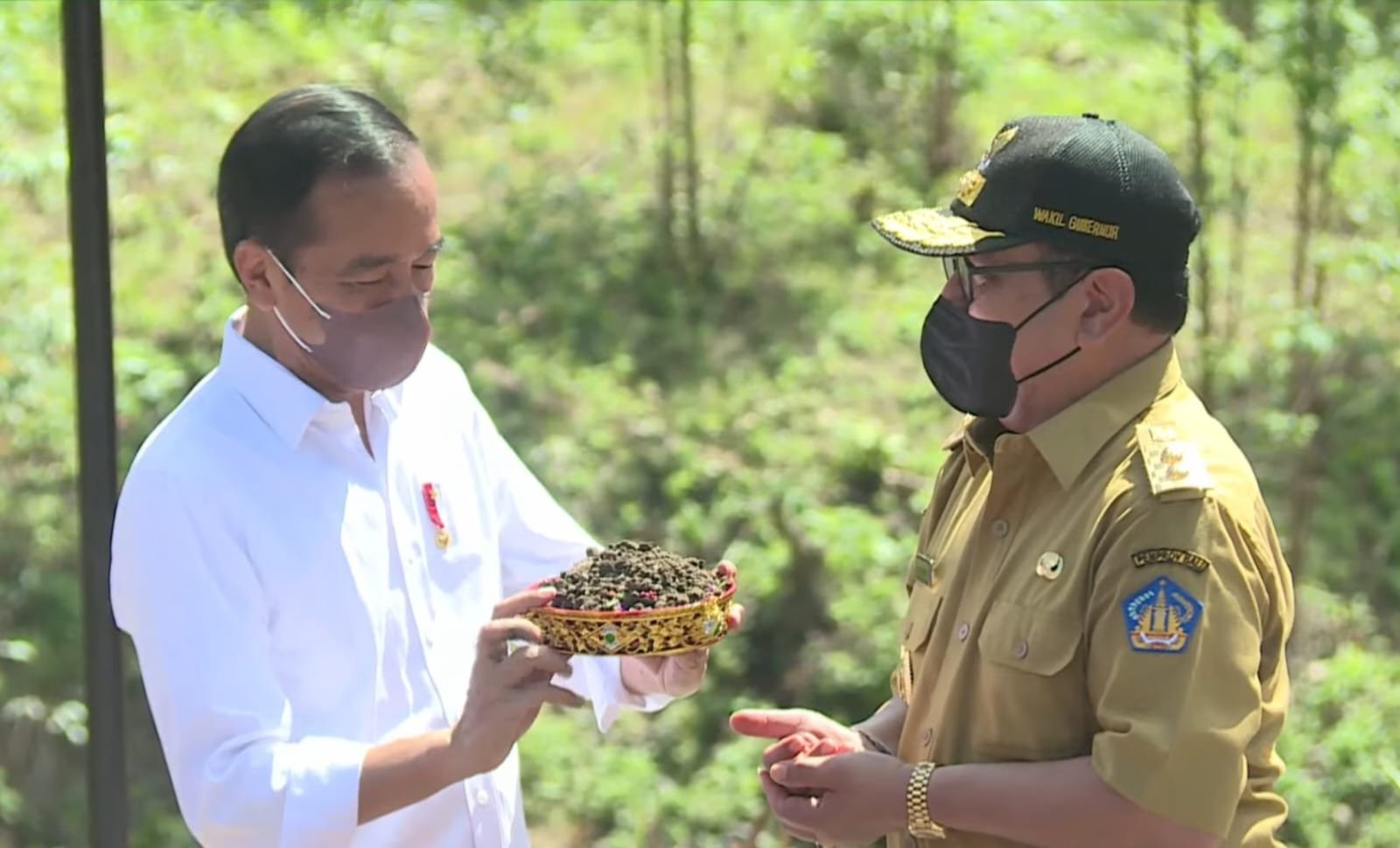 Untuk IKN Nusantara,Bali Ambil Tanah dan Air Suci dari Pura Pusering Jagat