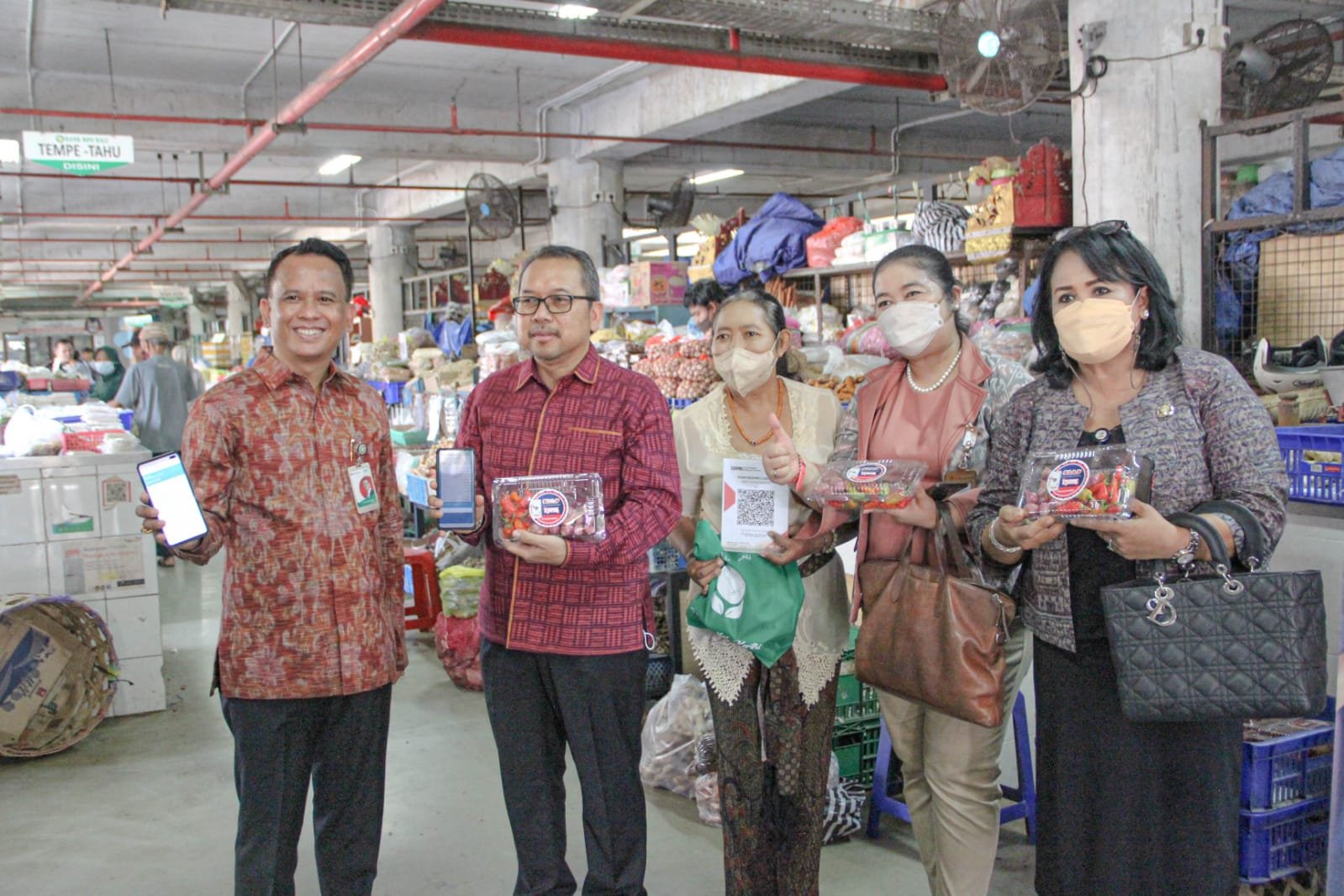 BI Bali Gencarkan Pembayaran Digital Berbasis QRIS di 16 Pasar