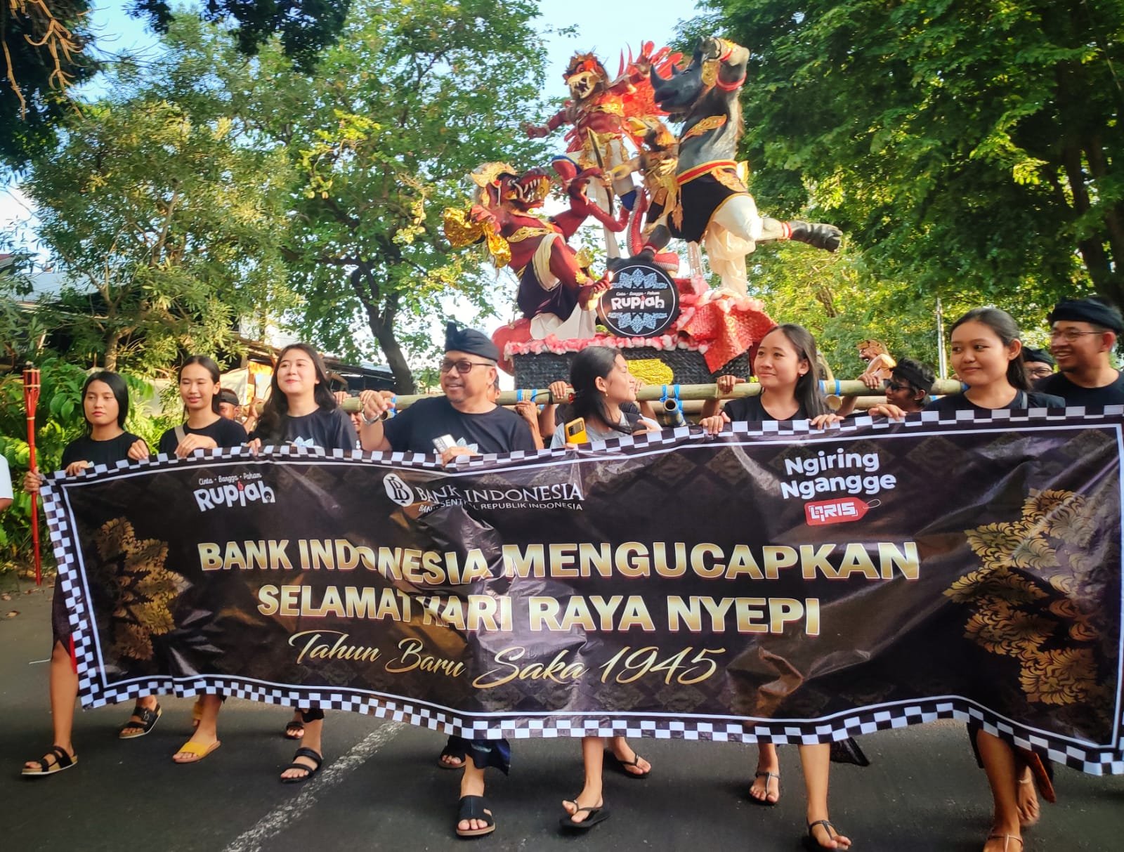 BI Bali Ikut Meriahkan Festival Ogoh-Ogoh di Malam Pengerupukan