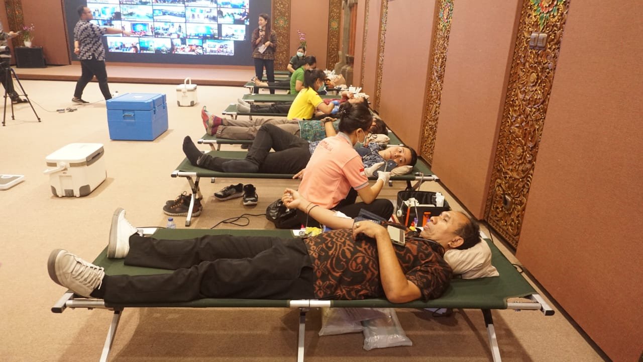 HUT BRI ke-128, BRI Regional Denpasar Gelar Donor Darah