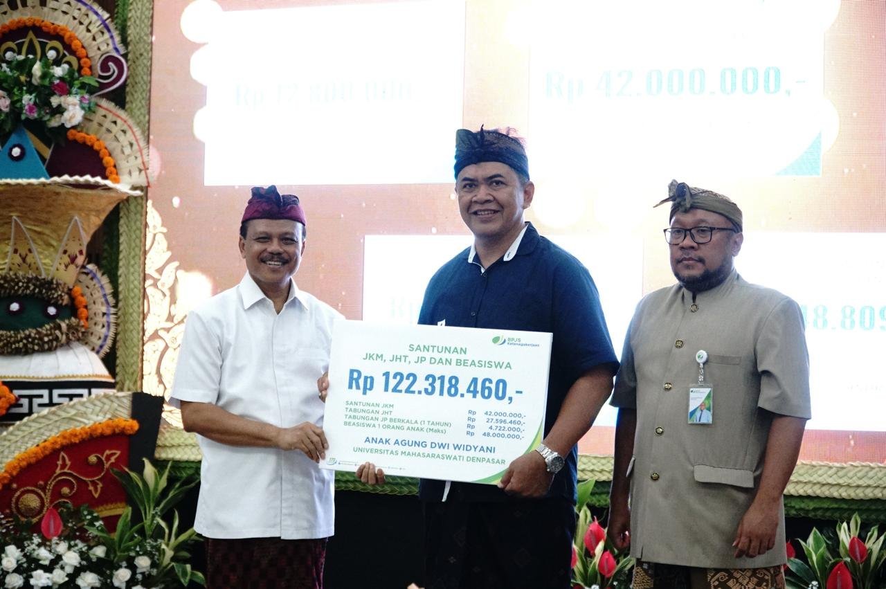 Serahkan Klaim Rp122 Juta lebih, BPJAMSOSTEK Banuspa Ingatkan Seluruh Pekerja Miliki Risiko
