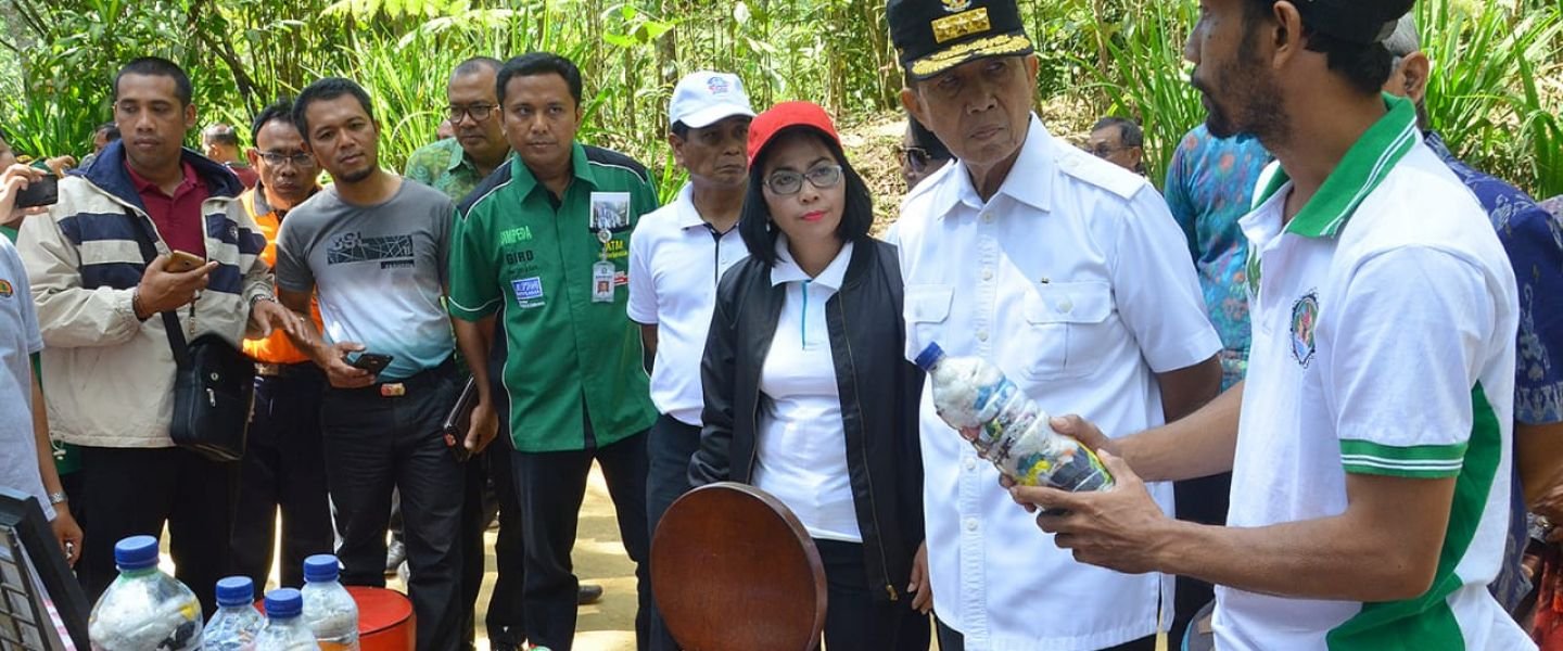 Ekowisata Hutan Desa Wanagiri Diminta Bebas Sampah Plastik