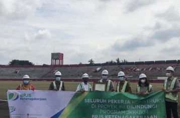 Pekerja Konstruksi Proyek Renovasi Stadion Piala Dunia U-20 Dilindungi BPJamsostek Gianyar 