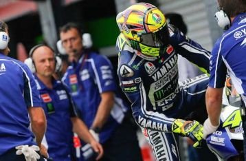 Yamaha Lebih Menginginkan Rossi sebagai Juara, Lorenzo Kalem