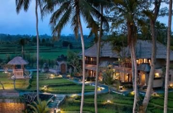 Job Available at Kamandalu Resort Ubud