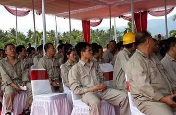 Sulit di Negaranya, Buruh Kasar Tiongkok Dapat Rp 200 Ribu Sehari di Bali
