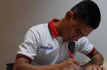 Pak Polisi Dikontrak Satu Tahun oleh Bali United, Ia Resmi Jadi Penyerang