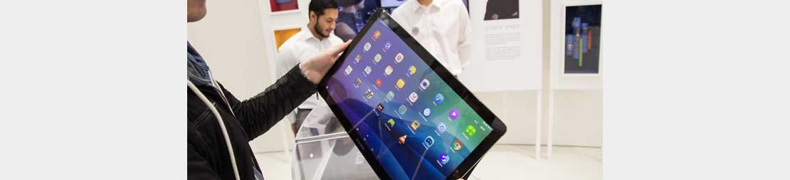 Samsung Umumkan Tablet 18,4 Inci Galaxy View, Beratnya 2.65kg