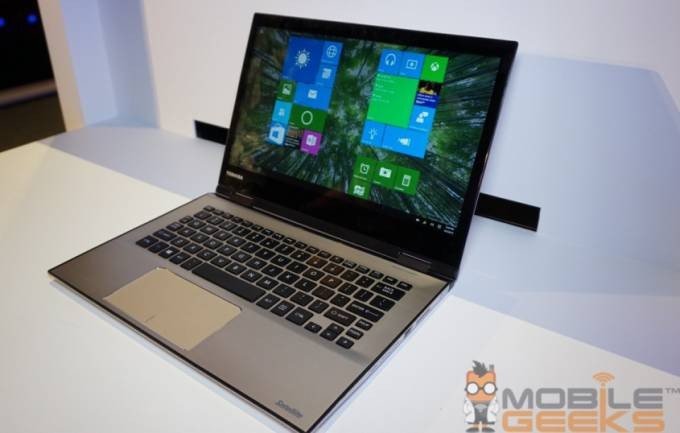 Laptop Konvertibel Toshiba Astrea Resmi Diperkenalkan dengan Prosesor Intel Skylake Terbaru