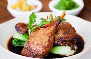 Lika Liku Menuju Laka Leke Restaurant Ubud, Sajian Crispy Duck Bikin Ketagihan